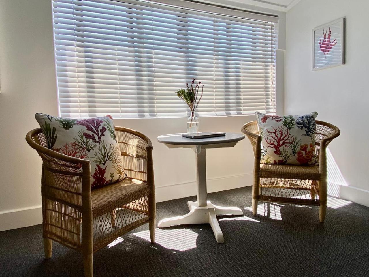 Hermanus Waterfront Apartment Oda fotoğraf